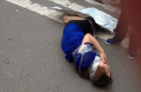 四川<em>女子</em>见网友遭绑架强奸