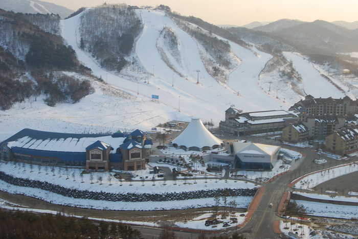 韩国江原道游记:2018年冬奥会举办地平昌 滑雪