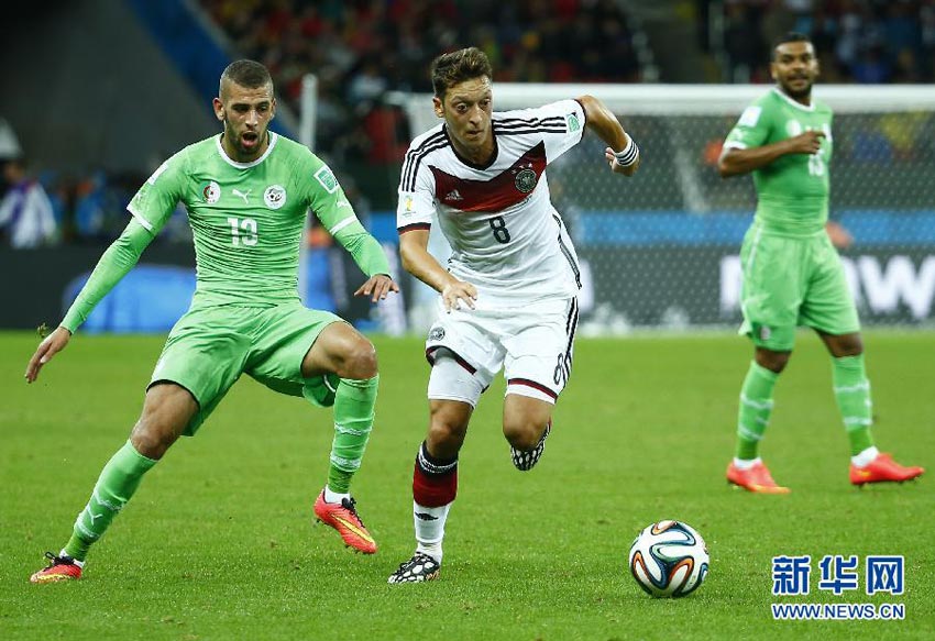 世界杯八强赛:德国加时苦战2-1险胜阿尔及利亚