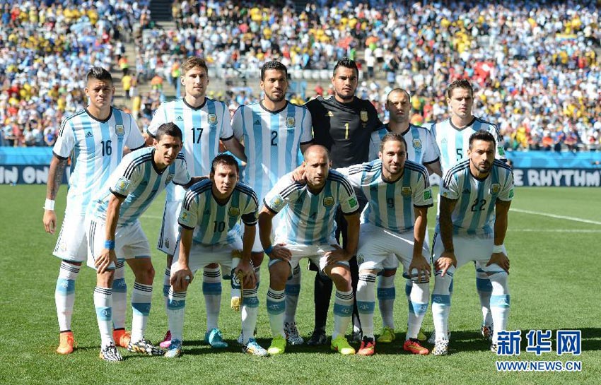 世界杯八强赛:阿根廷加时险胜瑞士进八强