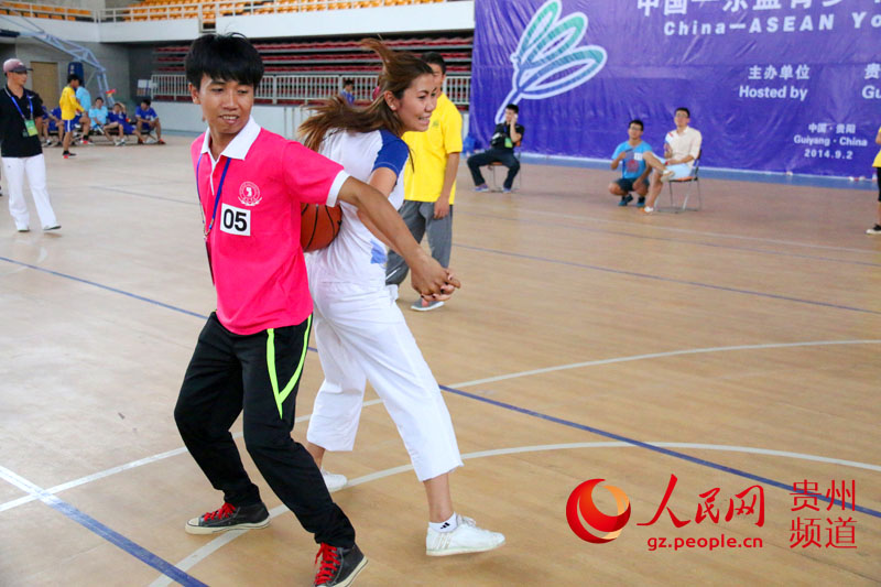 中国--东盟青少年趣味体育运动会在贵州大学举