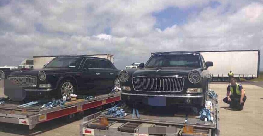 由国航的波音747运送的红旗L5