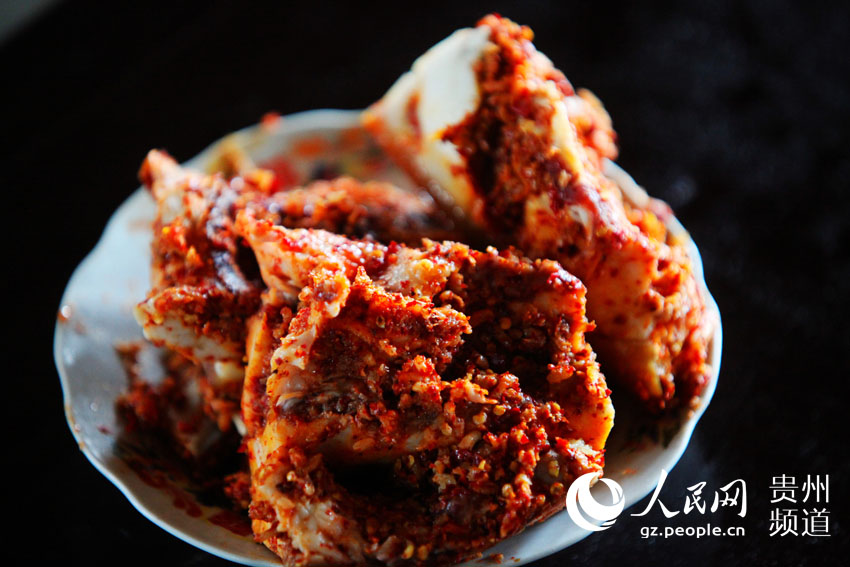 贵州省从江县加榜乡下尧村舌尖上的美食腌肉。