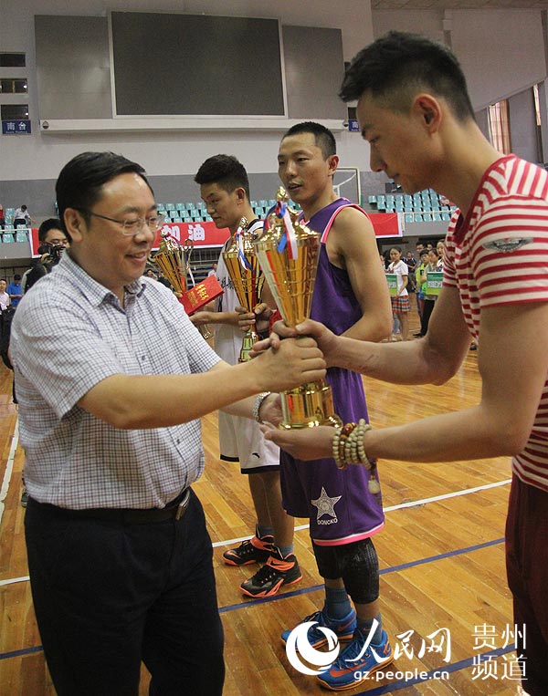 贵州职工篮球比赛:10支代表队入围省九运会(高