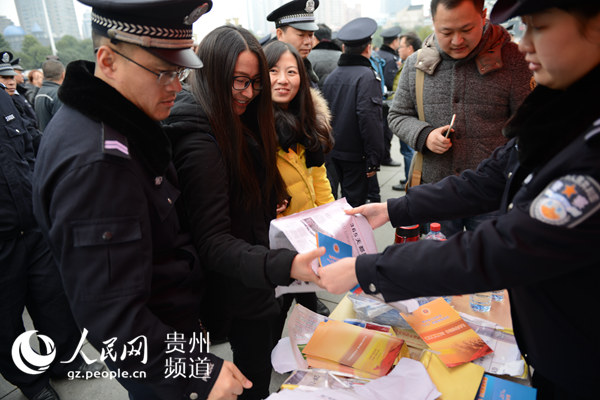 贵州开展禁赌宣传活动 严打赌博违法犯罪