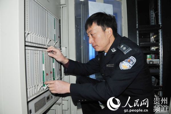 民警黄星:用科技编织一张安全保护网--贵州频道