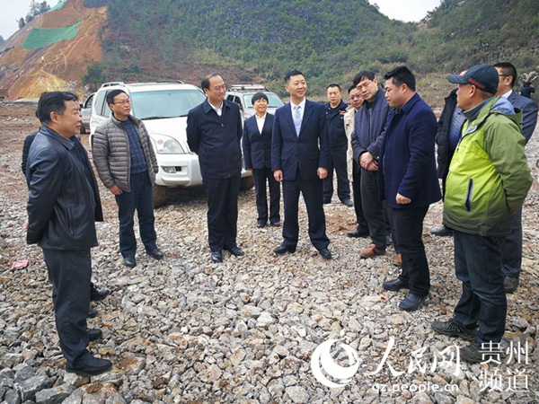 受派赴贵州省黔南州独山县玉水镇温泉村担任驻村扶贫"第一书记"