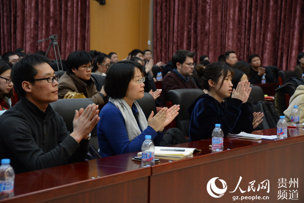 图为2018中国国际大数据产业博览会北京新闻发布会现场。(涂敏 摄)