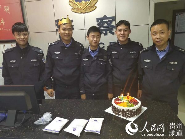 2018年10月，队友刚刚给马金涛过完30岁的生日。