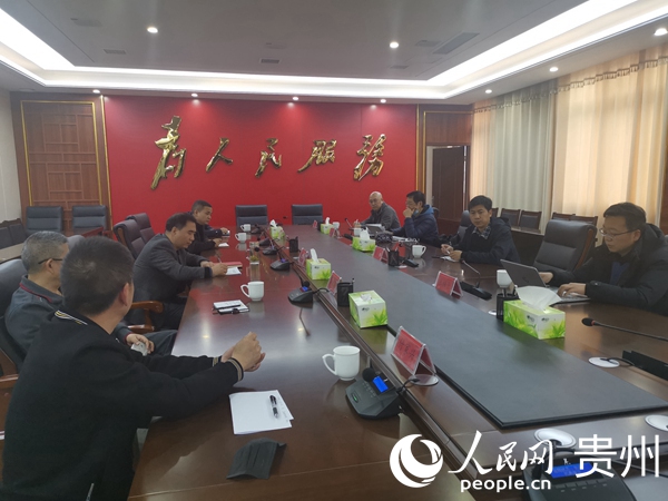 雙方產業團隊開展合作對接，商談雞豬產業技術服務工作內容與工作機制。