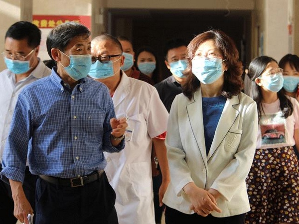 �����и��г�κ��÷������ҽ�ƴ�ѧ��ѧ��ҽԺ�����¹����鳣̬�����ع�����4��