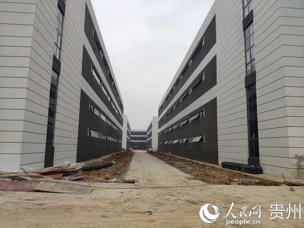 中國（清鎮）鋁制箱包產業園迎來第一家入駐建成企業