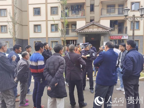 在幸福小鎮開展警民議事會。鄭焦龍 攝