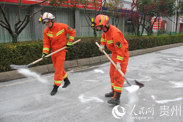 毕节各街道人口_毕节青场镇街道图片