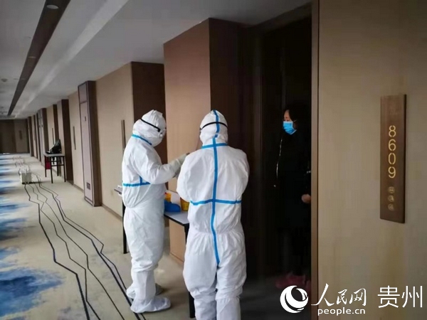 �����ڼ䣬�������ھƵ꿪չ�����⹤������һΪ������������ɽ������ý�����Ĺ�ͼ