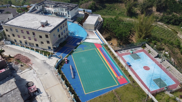 簡嘎鄉中心幼兒園。