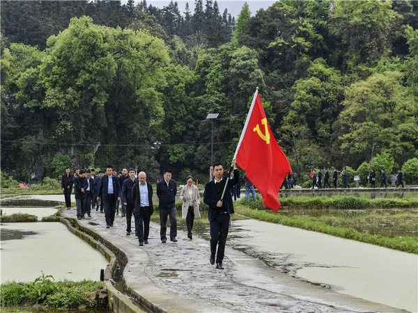 ���ߡ�����·����