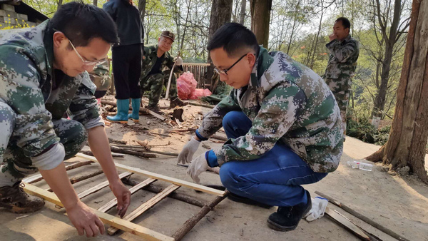 乡村振兴中农村人口回流_乡村振兴图片