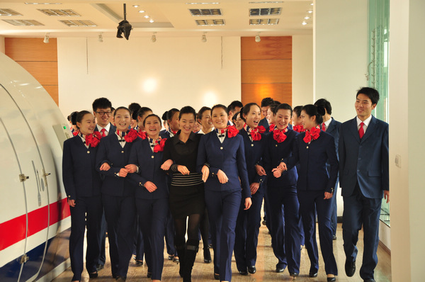 贵州民族大学旅游与航空服务学院师生风采