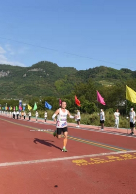 贵州首条具备承办专业马拉松赛事条件的智慧赛道投入使用