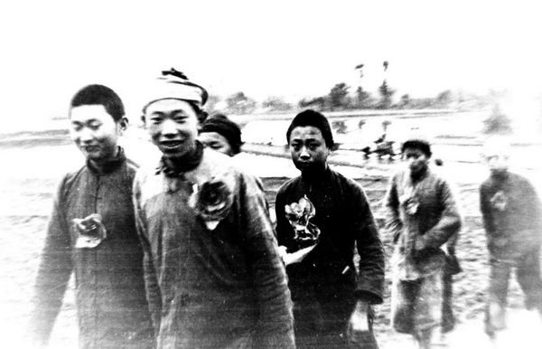 1953�꣬���������ڹ�������֯�ĺ�����ӻԾ�ξ��������Ź���ʡί��ͼ