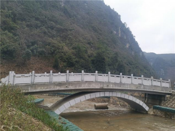 三元河橋梁工程。