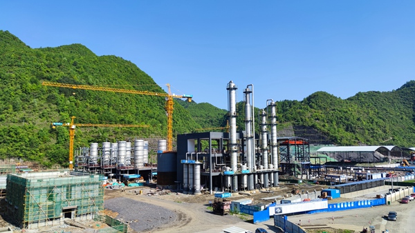 在建中的贵州金泽新能源科技有限公司一角。