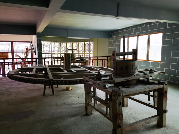石阡縣夷州貢茶有限責任公司建設的苔茶文化館一角。