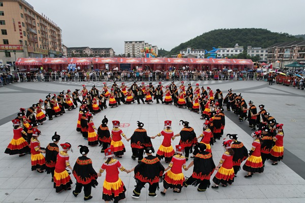 乌蒙欢歌广场舞大赛。