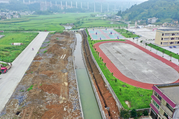 禹谟镇集镇新城小区沿河健康步道改造项目。