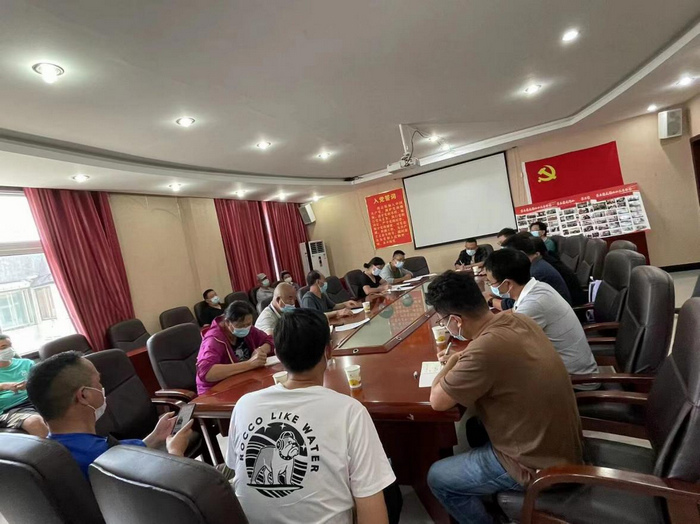貴州民族大學副校長任達森組織召開工作會議部署疫情防控工作。