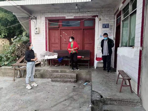 实地走访企业负责人企业运营情况