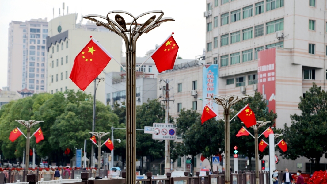 修文处处洋溢着浓浓的节日氛围。刘珊珊摄