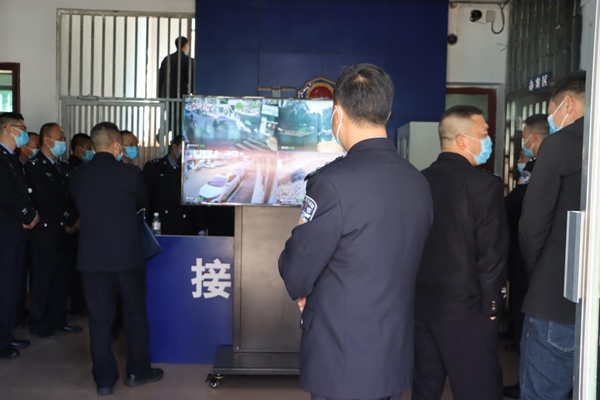 观摩会现场。
