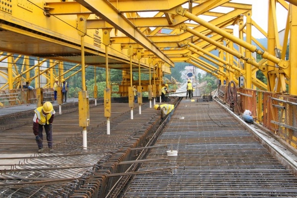 荔波貴南高鐵建設項目點。
