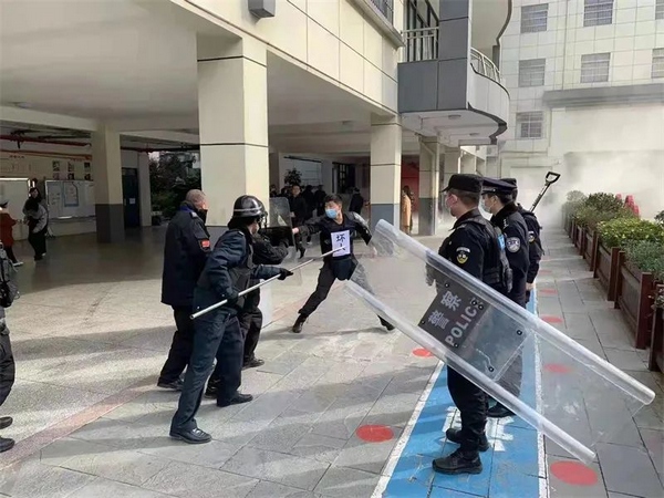 联合演练。