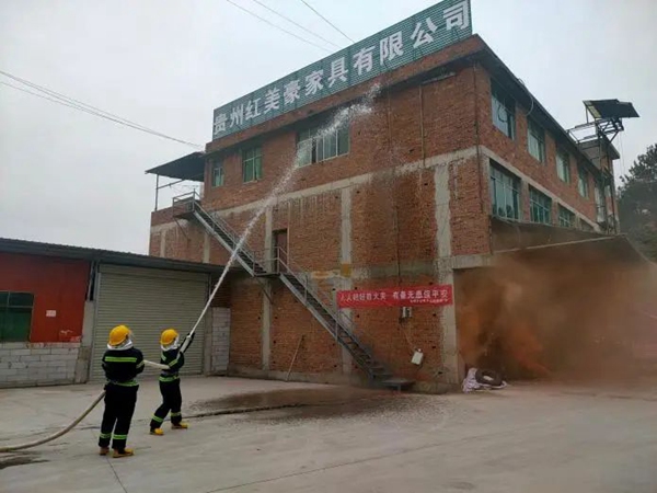 （图片1）消防演练现场