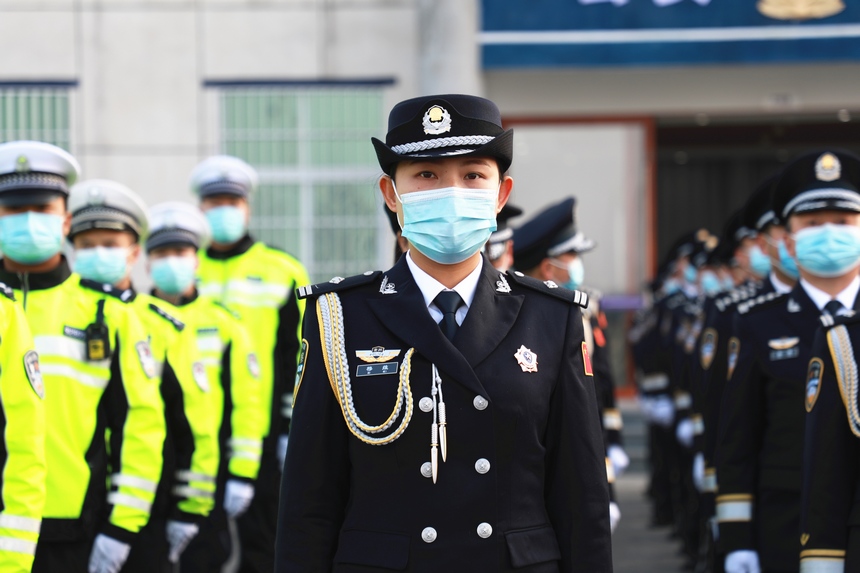 2023年1月10日， 贵州省大方县公安局举行庆祝第三个中国人民警察节升警旗仪式。