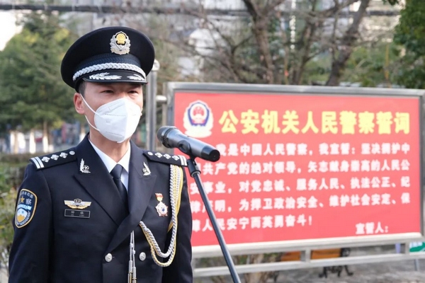 4.宣誓。.jpg