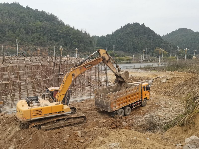 插图2新蒲新区辣椒豆瓣酱新建项目施工现场.jpg
