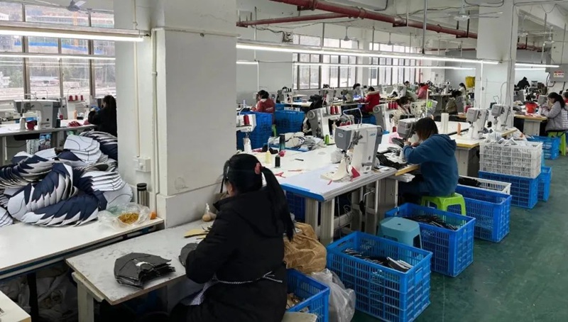 加工车间。