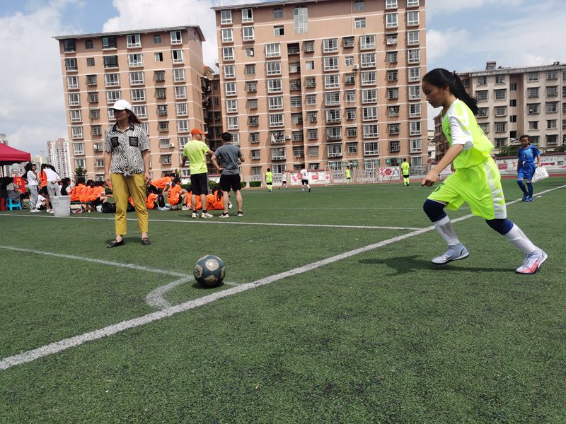开阳县第八小学课后服务足球社团