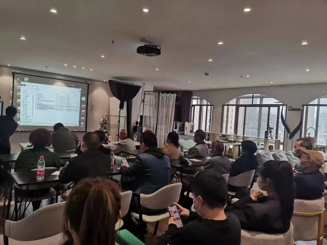 图片（3）南明区残联开展就业培训