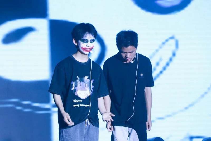 心理情景劇《小丑》。