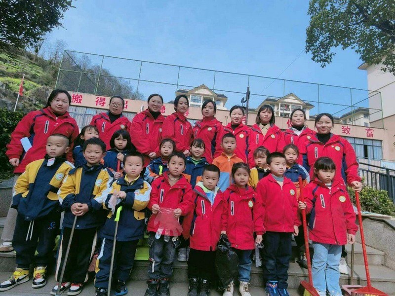 习水县向阳花幼儿园开展2023年“贵州生态日”系列活动。