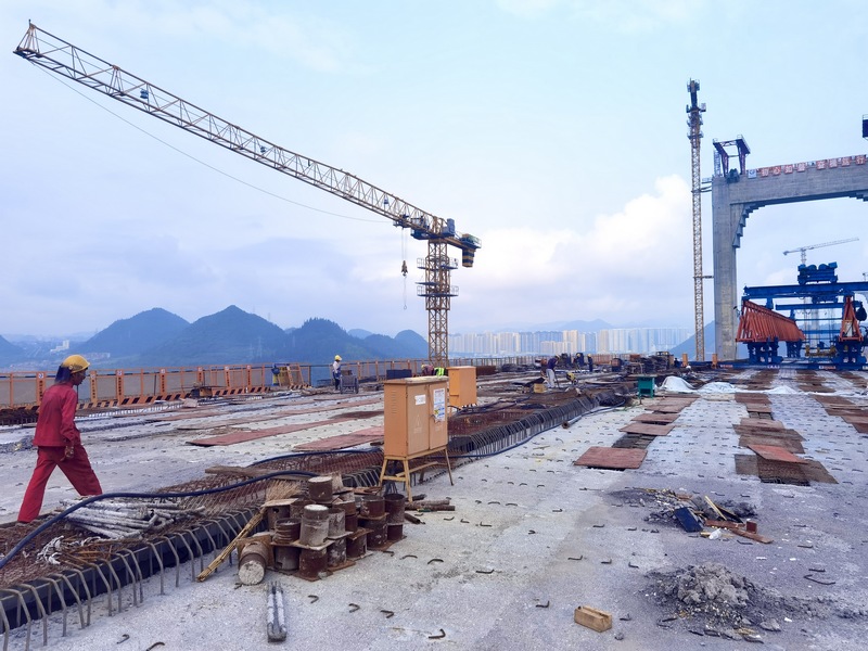 金州大桥建设现场。