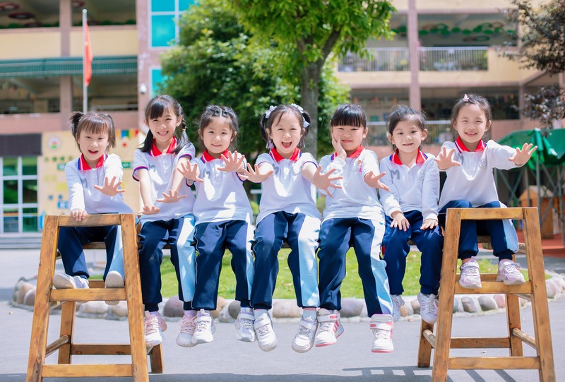 幼儿照片。