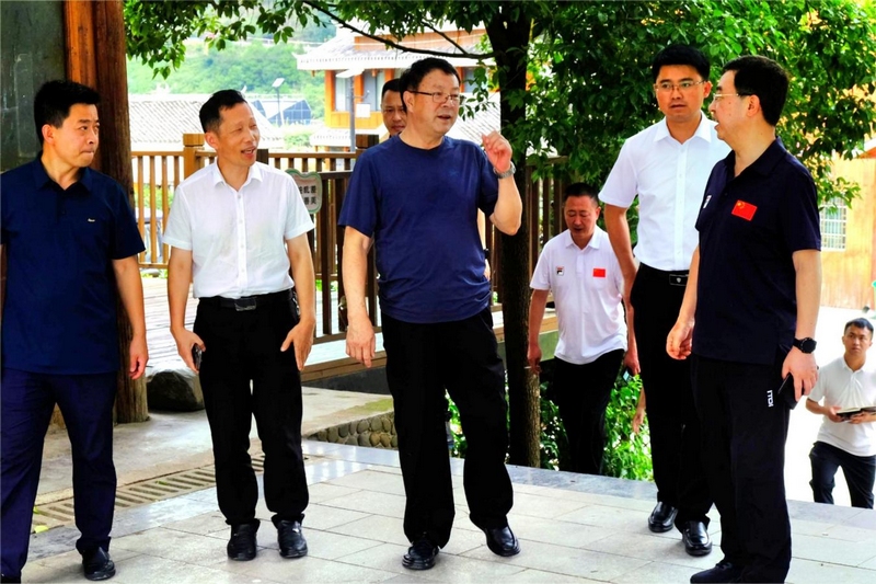省委主题教育第十三巡回指导组率省体育局赴台江县开展调研。
