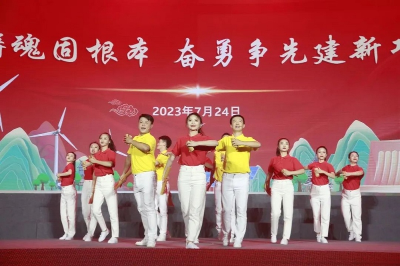 文艺演出现场。