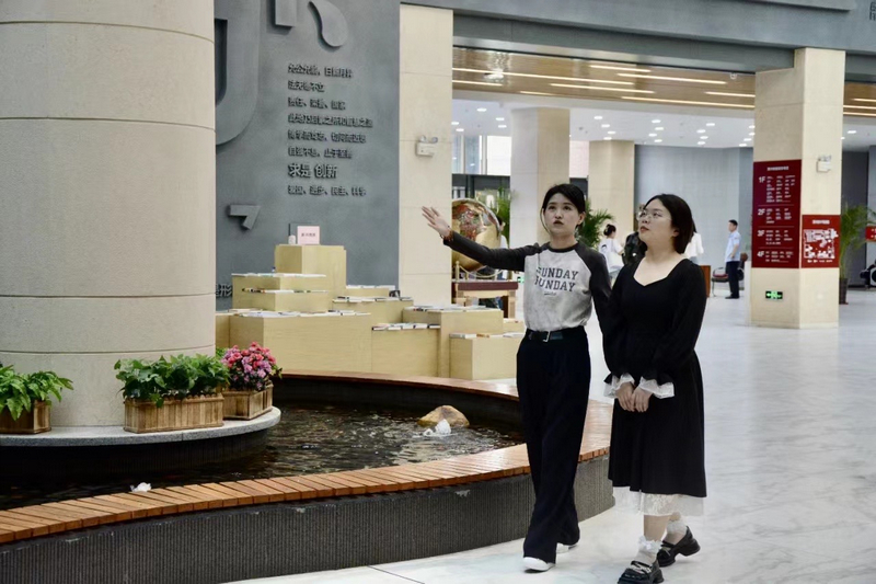 彭小桐现已投入研究生的学习生活。图片由受访者提供